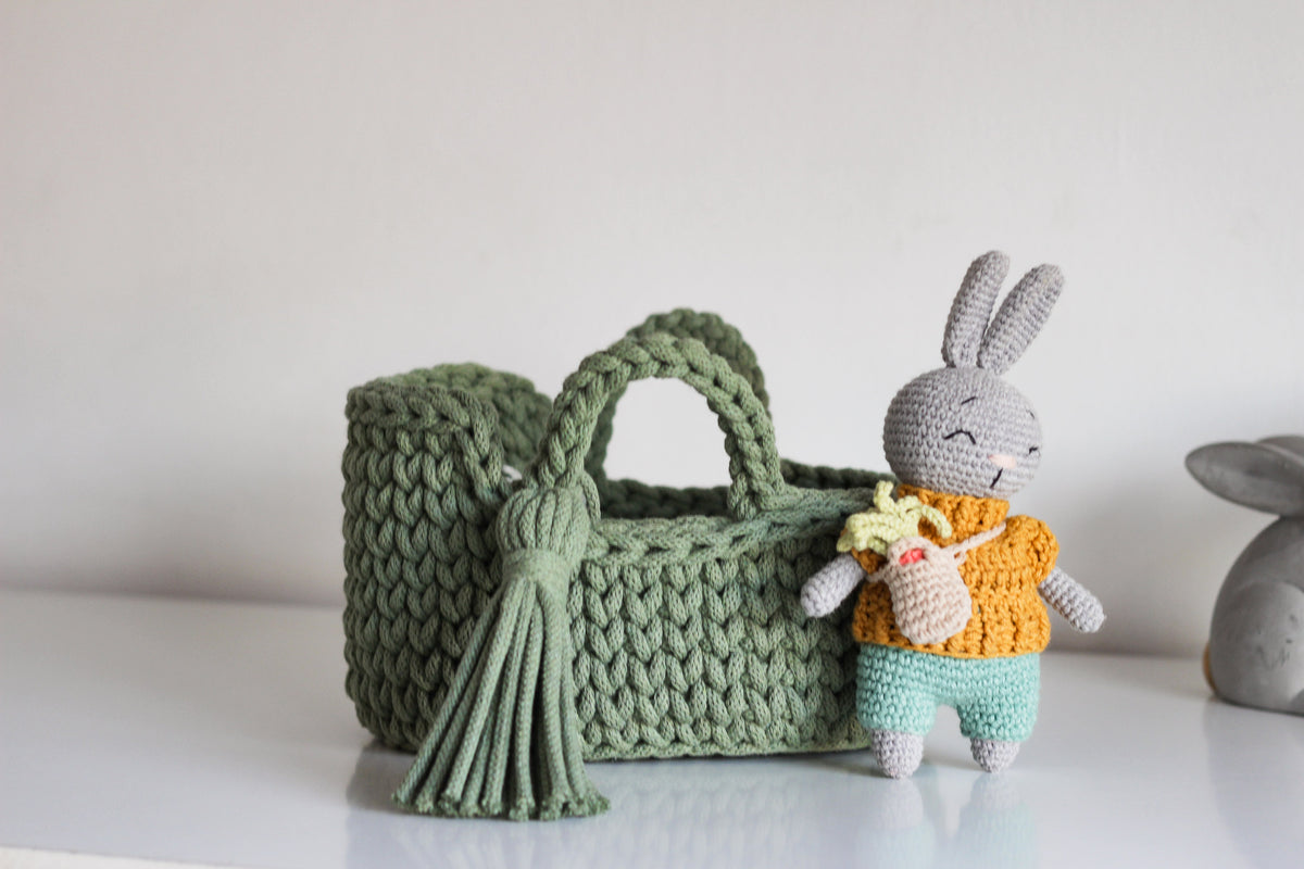 22cm MINI DOLL MOSES BASKET | EUCALYPTUS GREEN