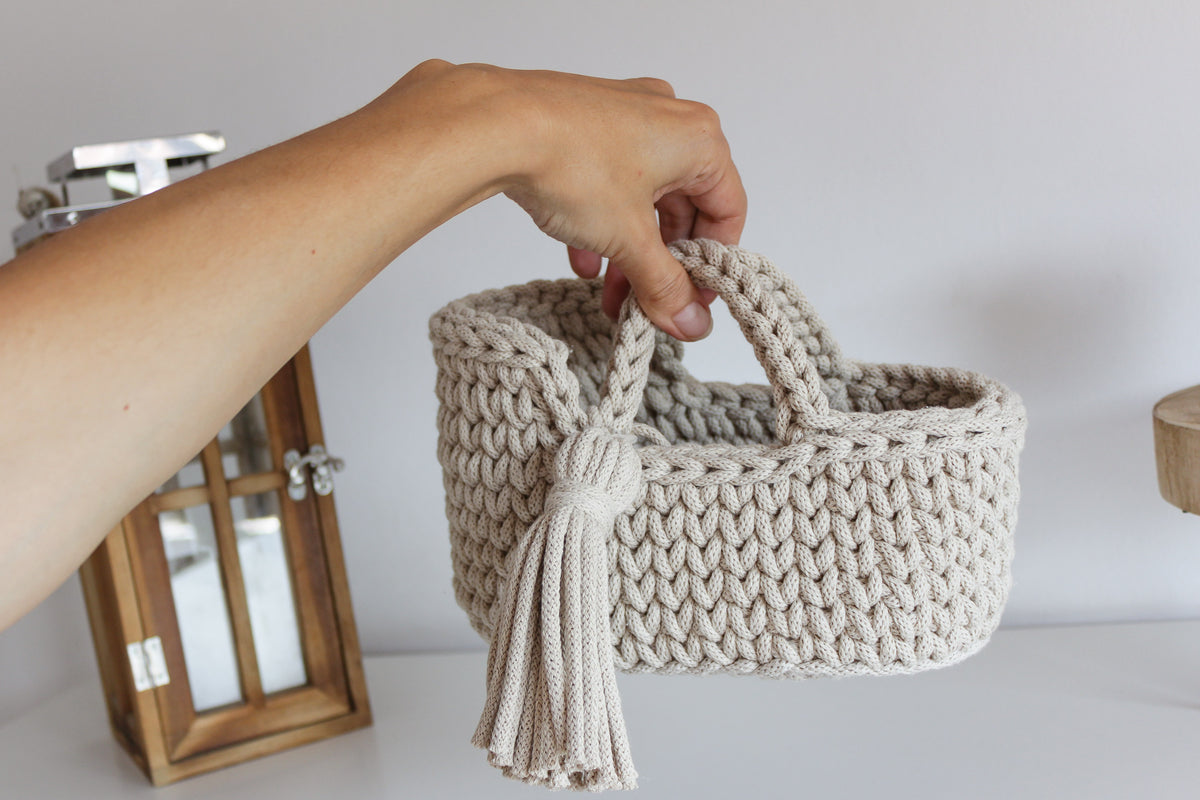 22cm MINI DOLL MOSES BASKET | BEIGE