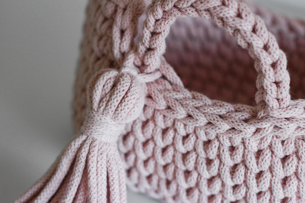 22cm MINI DOLL MOSES BASKET | PASTEL PINK