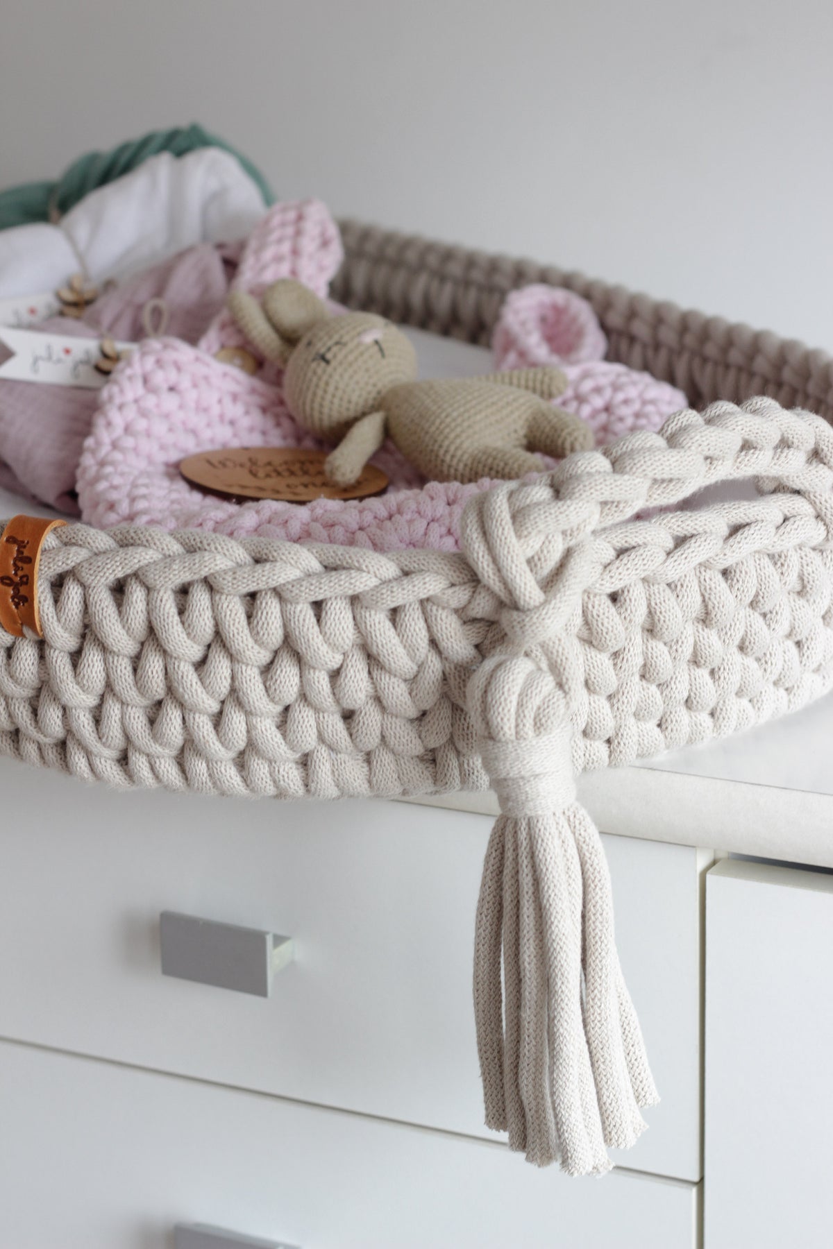 BABY CHANGING BASKET | Beige